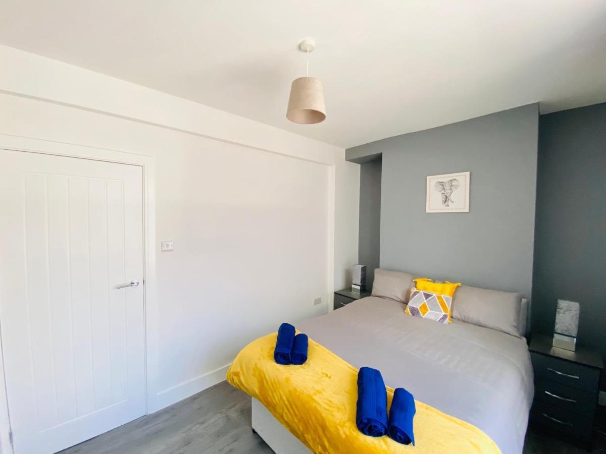 Emerald Living, 4 Bedrooms In The Heart Of Swansea, Close To Beaches! Exterior photo